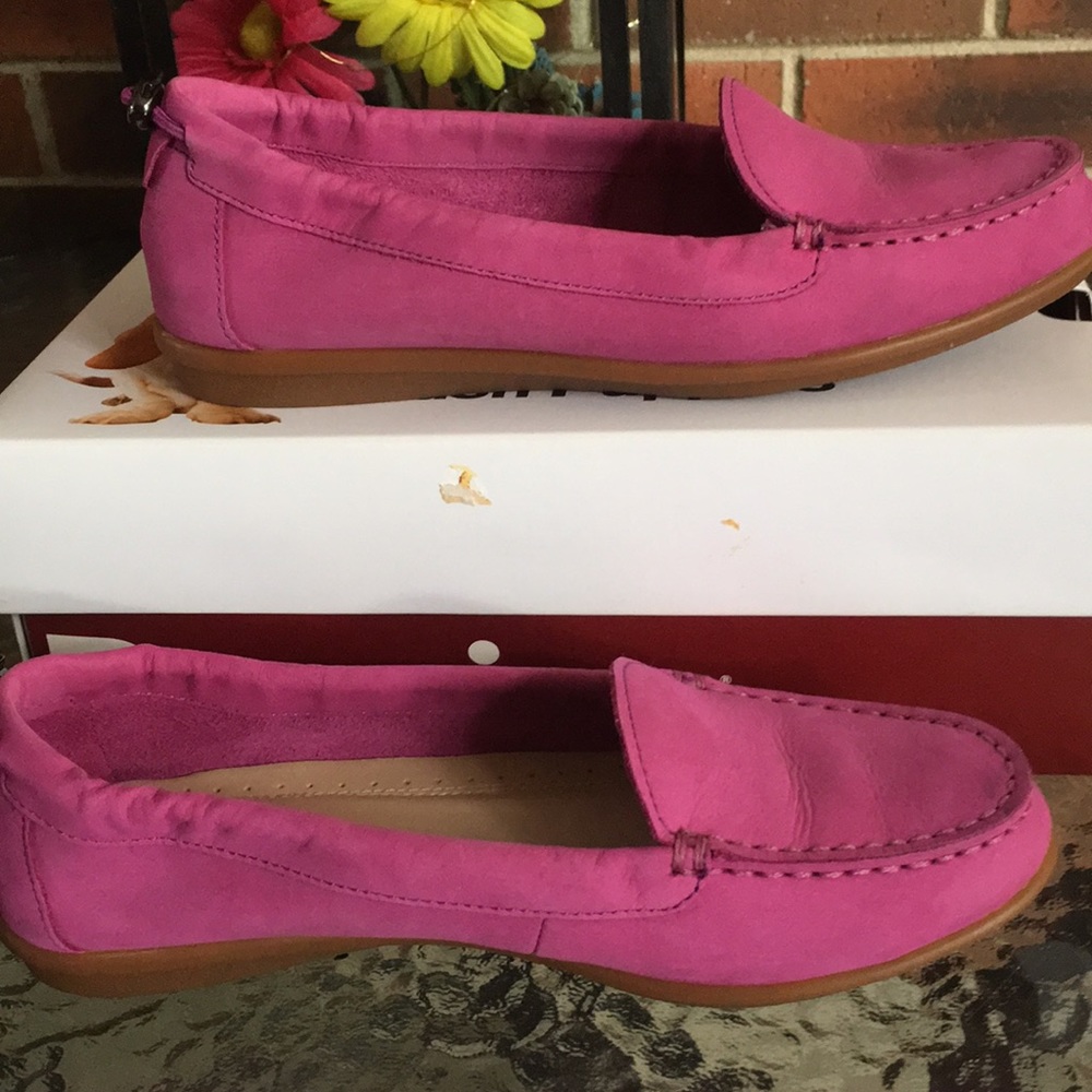 Hush Puppies Nubuck Loafers